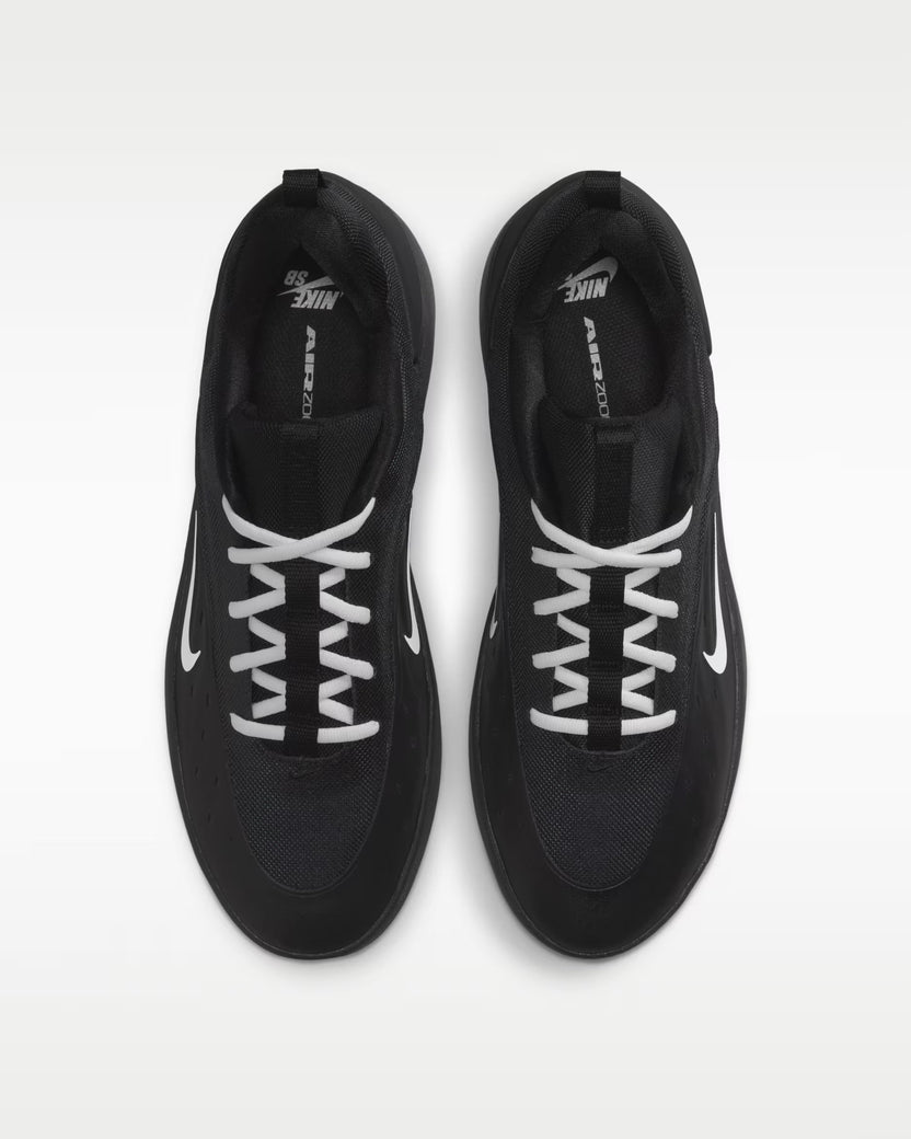 Nike SB Zoom Nyjah 4 - Black/White